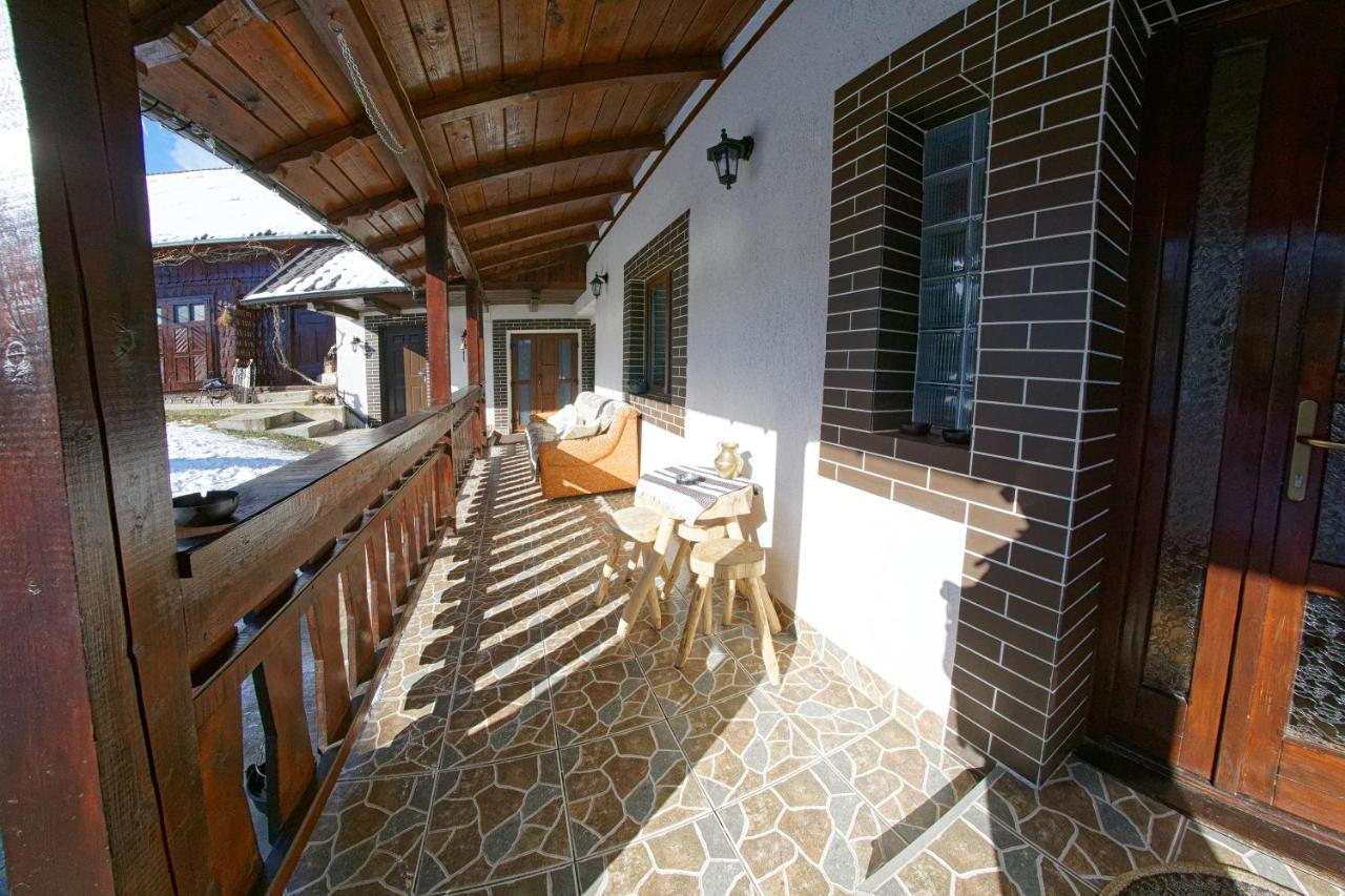 Casa De Pe *