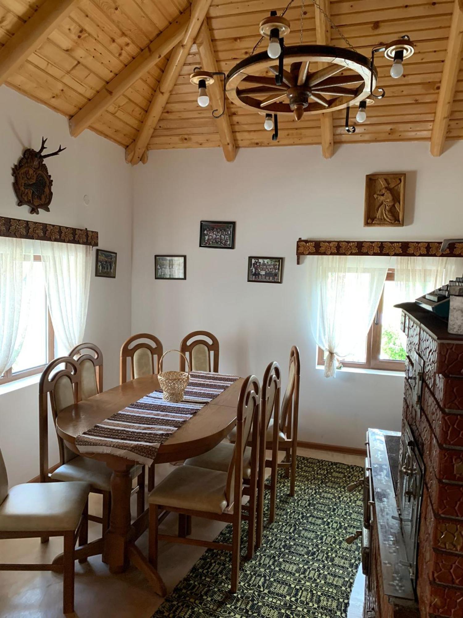 Privatunterkunft Casa De Pe